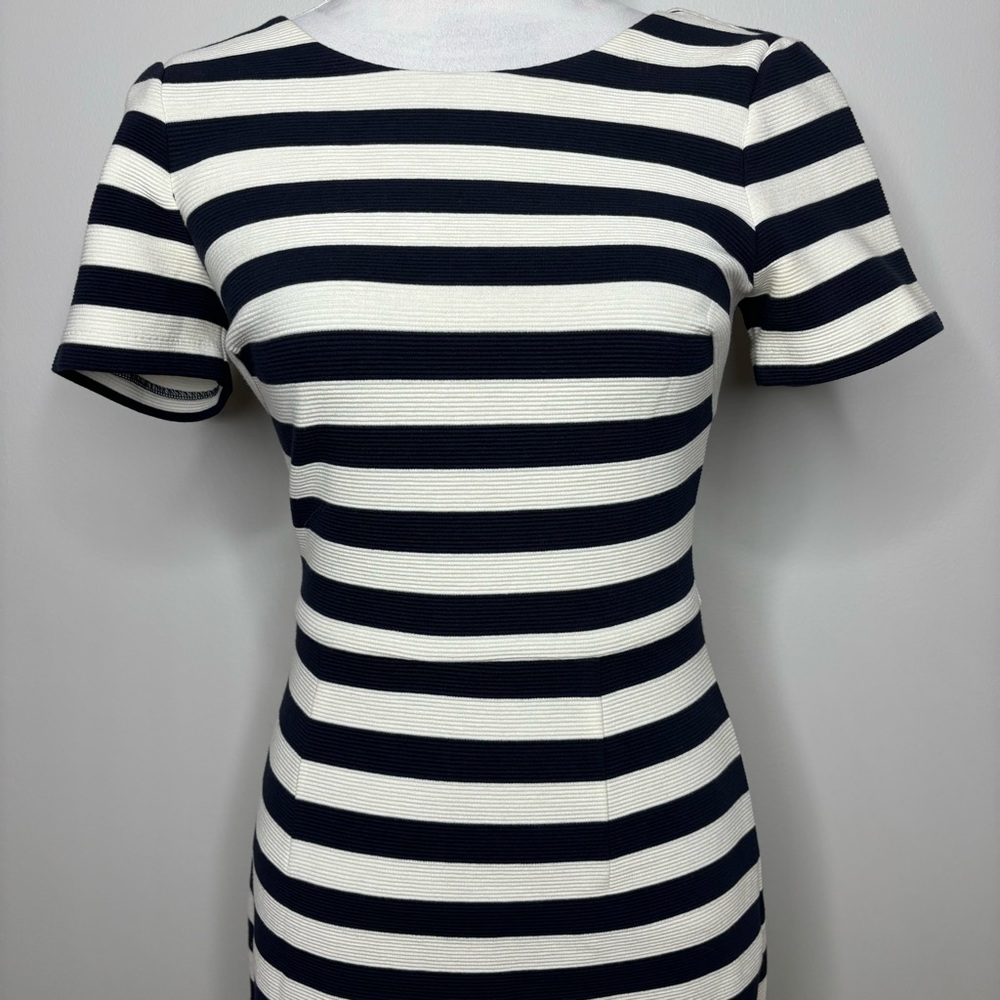 Boden black and white striped shift dress size 4L - Picture 2 of 8
